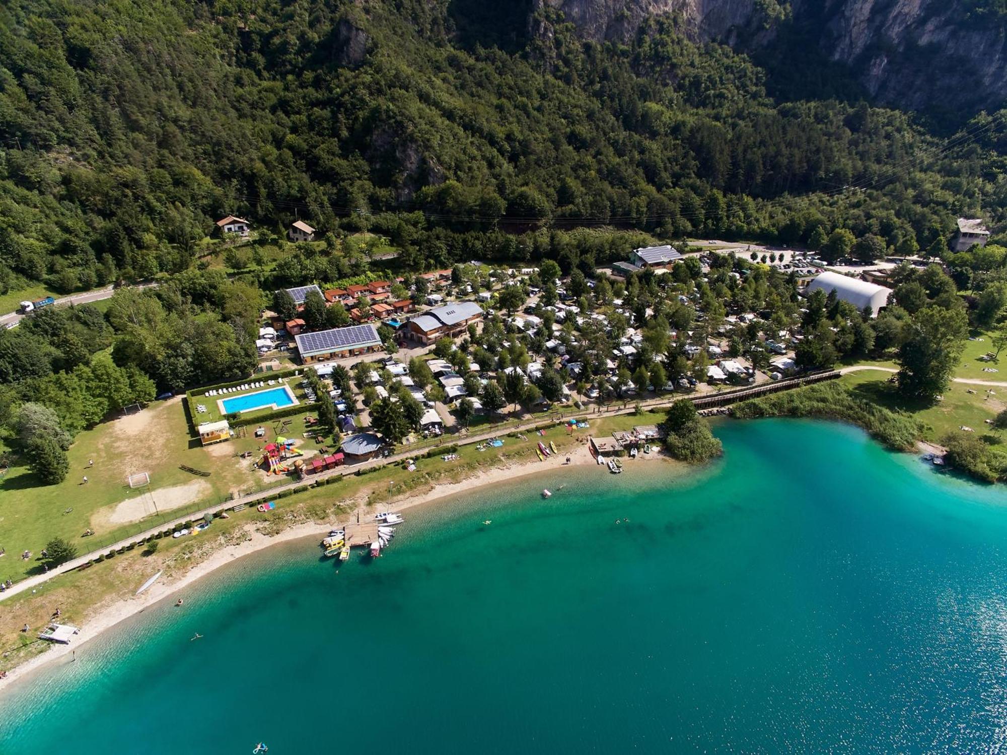 Family Wellness Camping Al Sole Molina di Ledro Extérieur photo